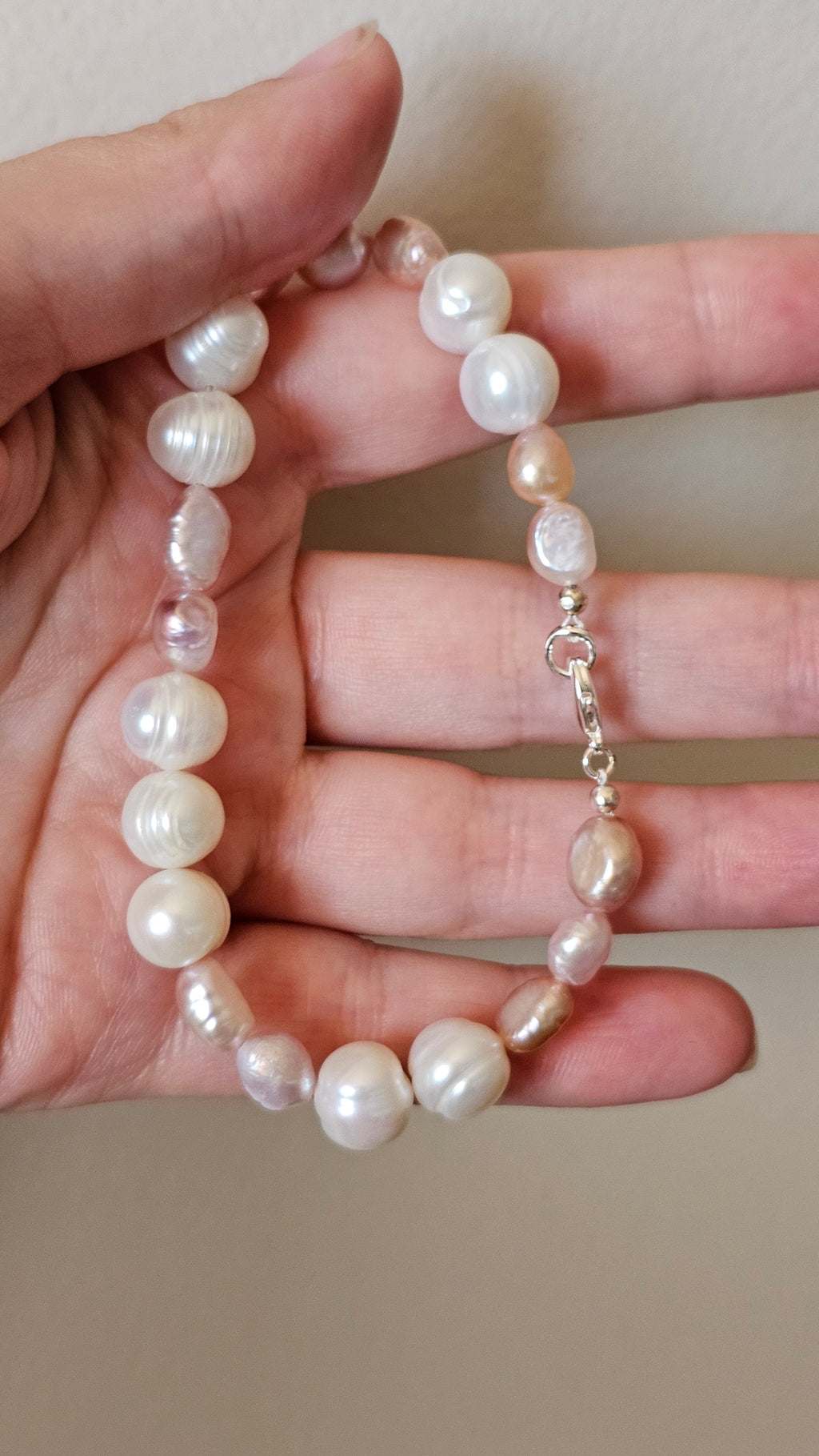 The Lumi Bracelet
