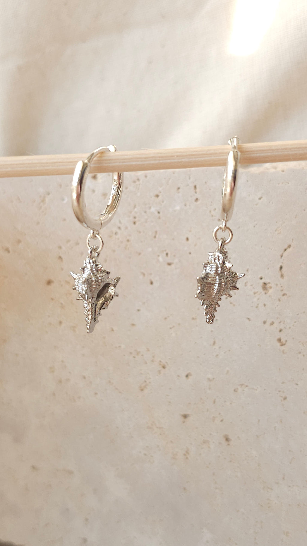 Aria Shell Hoops