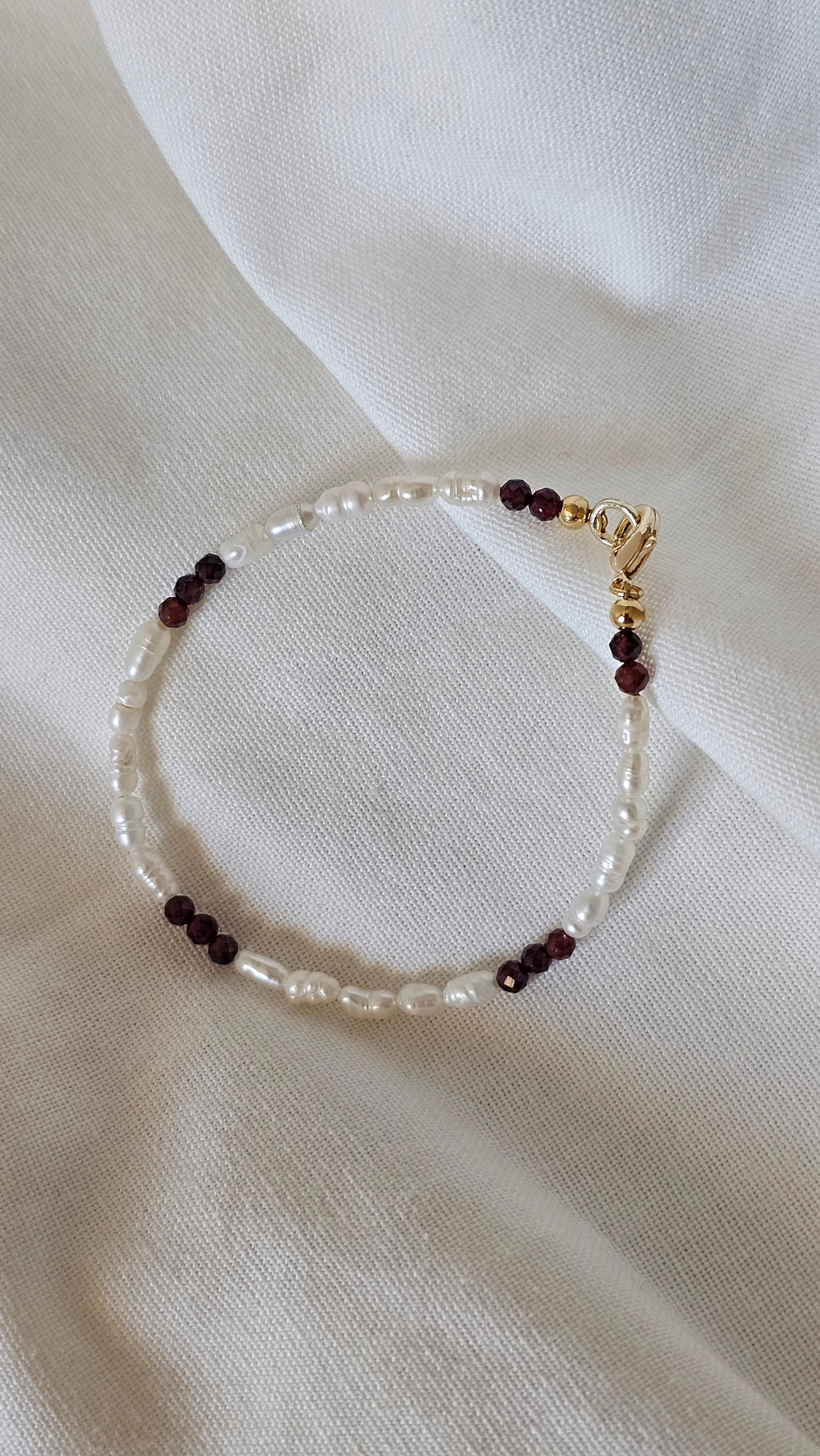 Garnet Pearl Bracelet