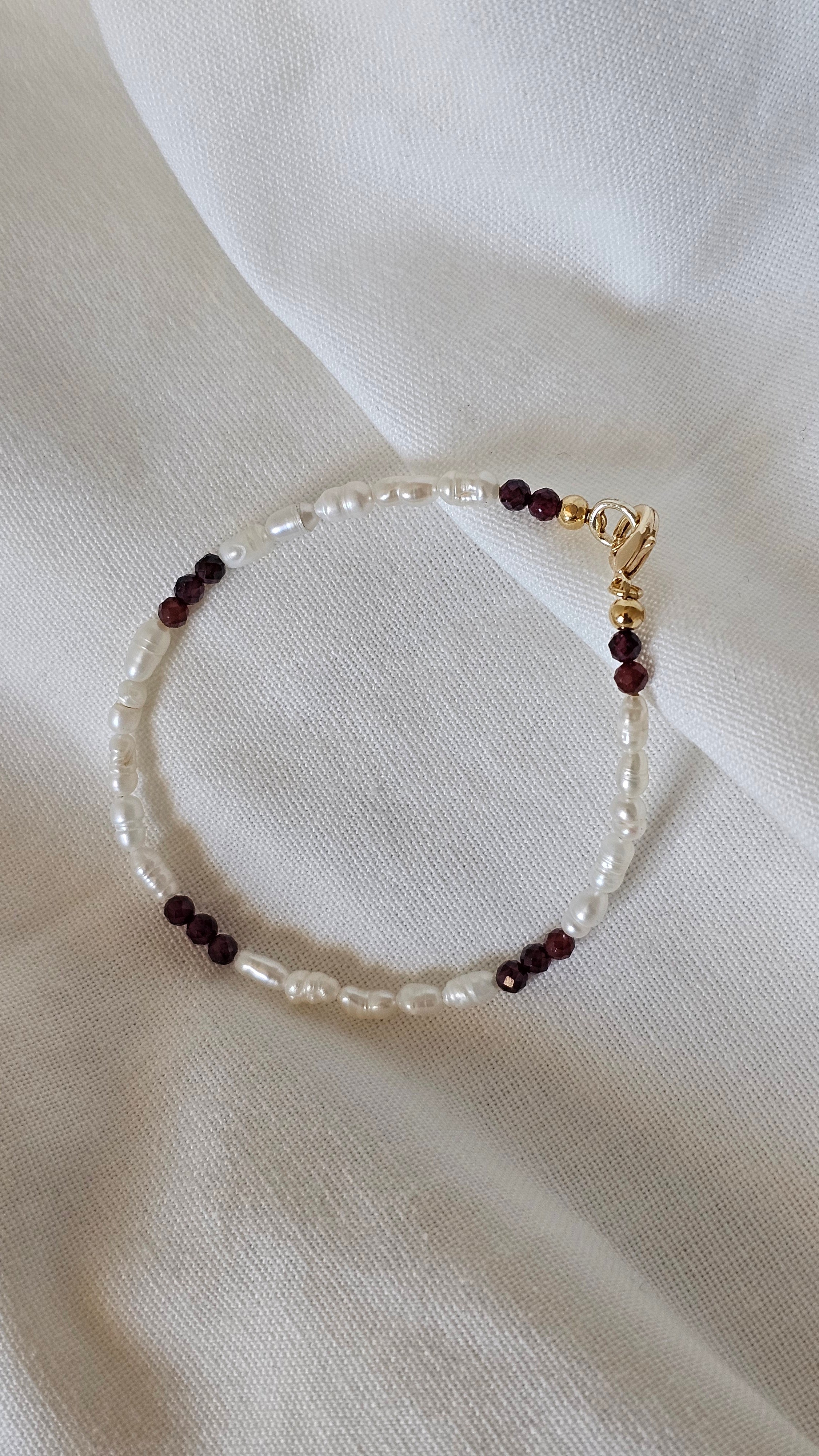 Garnet Pearl Bracelet
