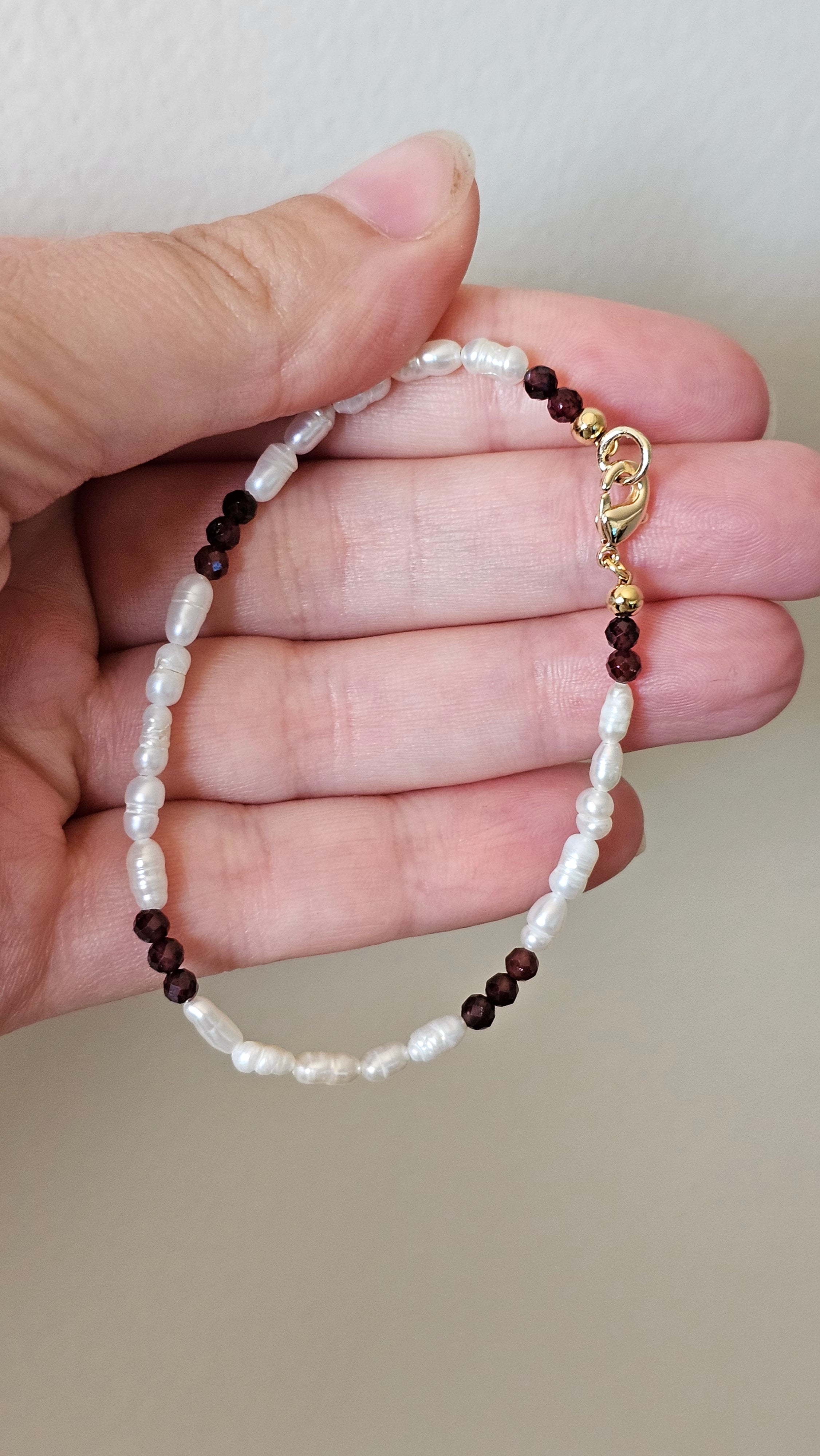 Garnet Pearl Bracelet