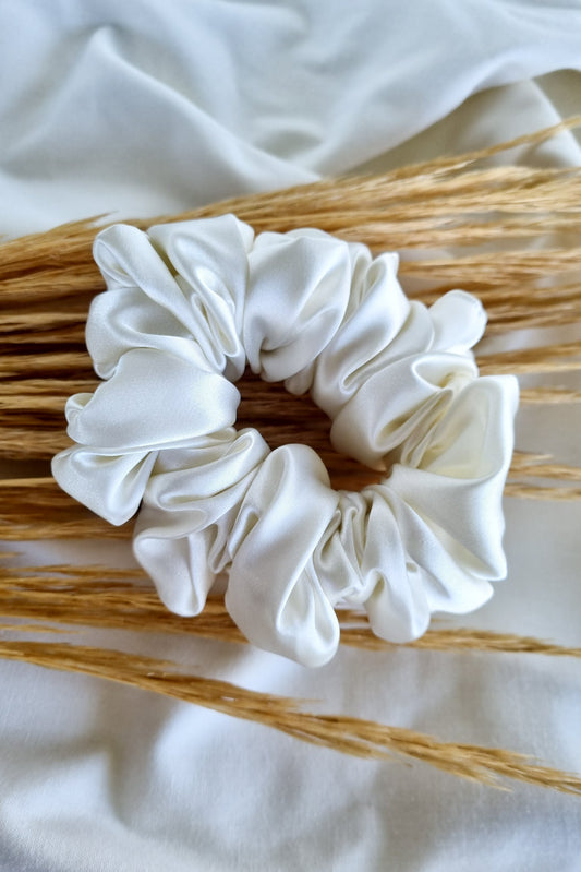 DELUXE | XL Satin Scrunchies - Ivory